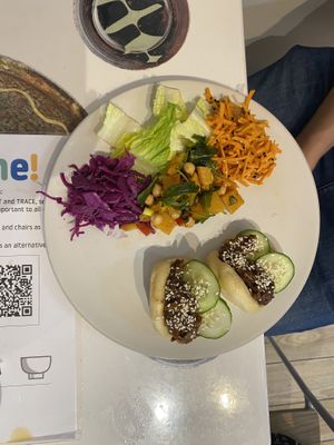 Bao buns  at Bailgate Deli in Lincoln