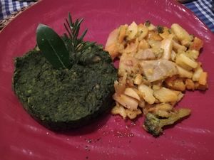 Vegan burger and veggies at ErbOsteria in Trieste