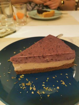 Cheesecake with homegrown blackberries €5,- at ErbOsteria in Trieste