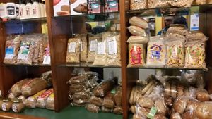 Grocery items at Almacen Vegano Ostara in Santiago