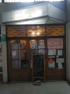 Store front at Almacen Vegano Ostara in Santiago