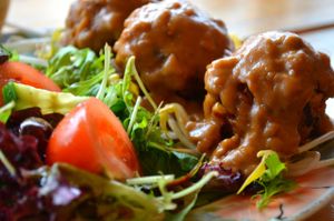 Crispy rice balls with satay sauce at Las Vegan Cafe in Collingwood