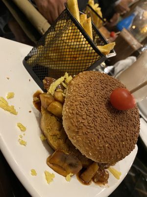 Hawaiian Sandwich 🌱  at Fratello Vegan in Cuenca