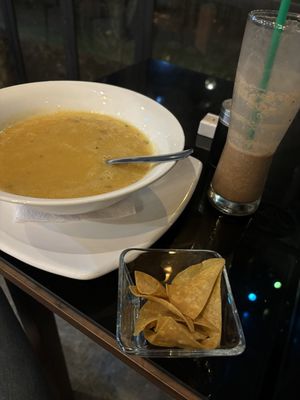 Crema de vegetales y milkshake   at Fratello Vegan in Cuenca