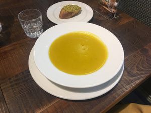 Pumpkin Soup & Bruschetta of hummus at Blossom Rena Vegan Cafe 貝多蕾納 in Taipei