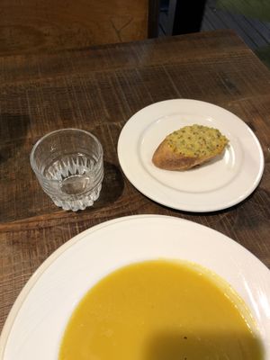 The bread and the pumpkin soup comes with the Italian set at Blossom Rena Vegan Cafe 貝多蕾納 in Taipei