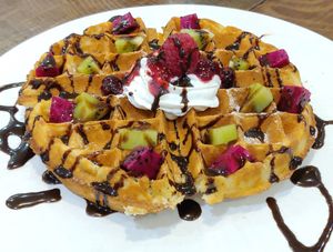 Original Waffle  at Blossom Rena Vegan Cafe 貝多蕾納 in Taipei