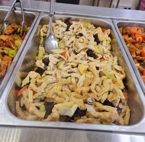 Tau Kee ~ 14/5/22 at Kong Meng San Phor Kark See Monastery in Central Singapore