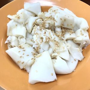 Chee Cheong fun  at Kong Meng San Phor Kark See Monastery in Central Singapore