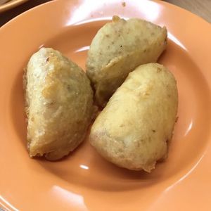 Fried stuff at Kong Meng San Phor Kark See Monastery in Central Singapore