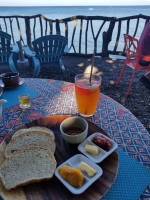 Vegetarian- bread, peanut butter and homemade jams with iced tea at Kurma in Camiguin
