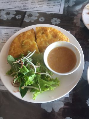 Ban Xeo at Dieu Lac in Hue