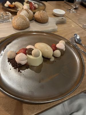   at Morris and Bella in Amsterdam