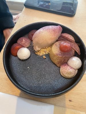 Magnolia heaven  at Morris and Bella in Amsterdam