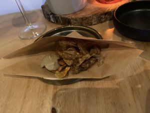 Crisps from potato skins: very good  at Morris and Bella in Amsterdam