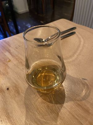 Frysian Hynder port cask: very good, with a nice vanilla aroma  at Morris and Bella in Amsterdam