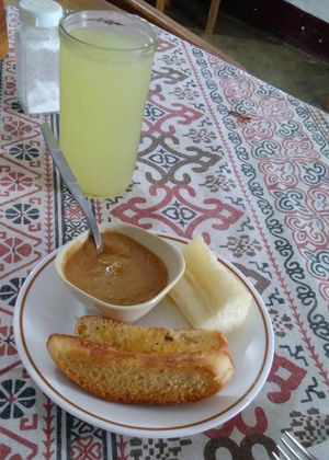 Lunch menu appetizer at Luz de Mar in Rurrenabaque