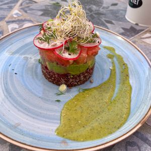 Avocado tartar with quinoa, grapefruit and beetroot   at S'Hortet in Mallorca