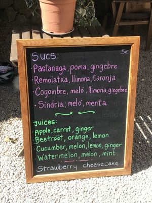 Juices  at S'Hortet in Mallorca
