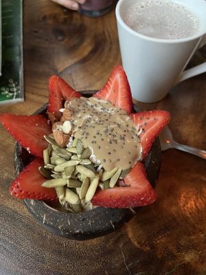 Smoothie bowl at Raw Love - Downtown Tulum in Tulum