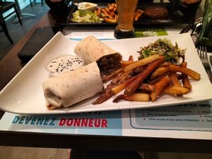 Falafel wrap at Tahina in Tours