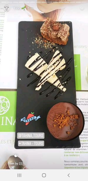 My lovely vegan dessert (x3 tasters) at Tahina in Tours