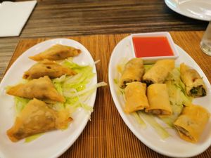 Samosas and spring rolls at Fu's in Caernarfon