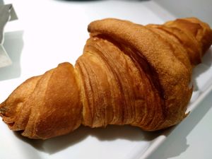 Croissant at Hot Vog in Paris
