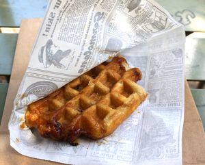 Waffle at Hot Vog in Paris