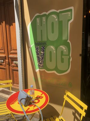 Hot Vog at Hot Vog in Paris