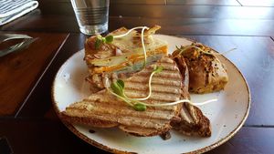 Cake, croc' végé and potato gratin at Les Gourmandises Louca  in Quebec