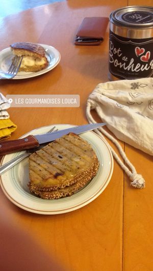 Tropezienne et croque monsieur at Les Gourmandises Louca  in Quebec