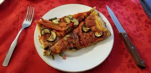 Vegan pizza at Les Gourmandises Louca  in Quebec