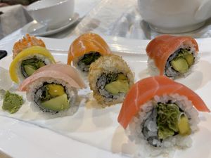 Lunch set - 8 pieces sushi😄requested vegan 🌱   at Tong De Veggie 同德素食 in Kowloon