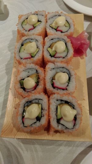 California rolls at Tong De Veggie 同德素食 in Kowloon
