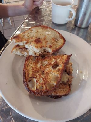 Tempeh ruben at Cafe Berlin in Columbia