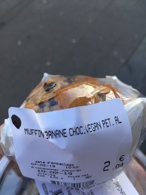 Muffin vegan  at Biocoop Grenelle in Paris