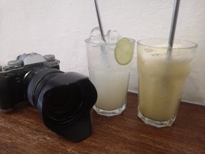 Lemonade and fresh pineapple juice at El Cafe in Havana