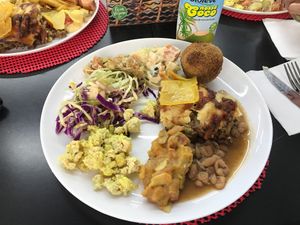 Options from the buffet (lunch time) at Gran Vegano in Sao Paulo