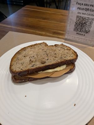 Misto quente com substituição do pão por fermentação natural multigrãos (subbed with multigrain sourdough bread) at Padoca Vegan in Sao Paulo