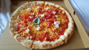 Love Pizza with Brie at Mastino V in Amsterdam