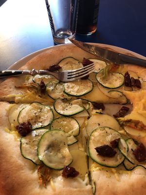 New vegan pizza at Mastino V in Amsterdam