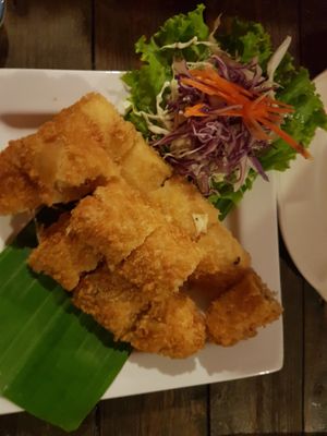 Veg spring rolls at Mama Cindy Restaurant in Khao Lak