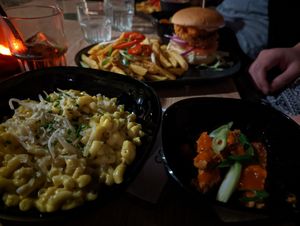 Vegan Mac and cheese, seitan wings and zinger burger at Down the Hatch in Liverpool