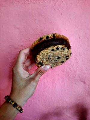 Ice cream sándwich at Vegan Parad-ice in Cruz De Huanacaxtle