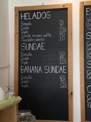 Menu at Vegan Parad-ice in Cruz De Huanacaxtle