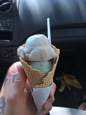 chocolate mint and banana cinnamon in a waffle cone at Vegan Parad-ice in Cruz De Huanacaxtle