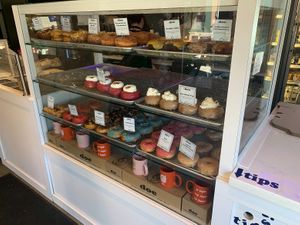  at Doe Donuts in Portland