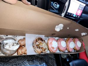 A bakers dozen jeep for scale. at Doe Donuts in Portland