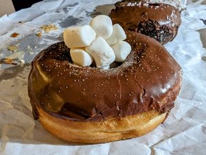  at Doe Donuts in Portland